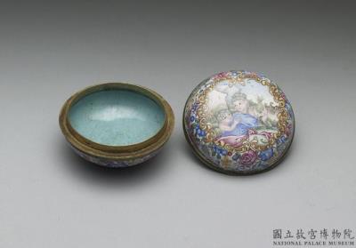 图片[2]-Copper-body painted enamel box with European mother-and-child decoration, Qing dynasty, Qianlong reign (1736-1795)-China Archive